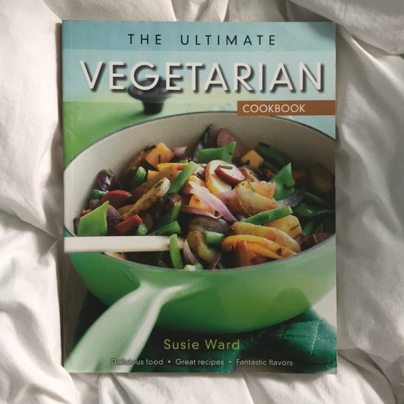 NWOT The Ultimate Vegetarian Cookbook - Picture 1 of 5